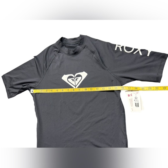 ROXY Beach Classics Short Sleeve Rashguard sun protection lightweight shirt NWT - Picture 13 of 14